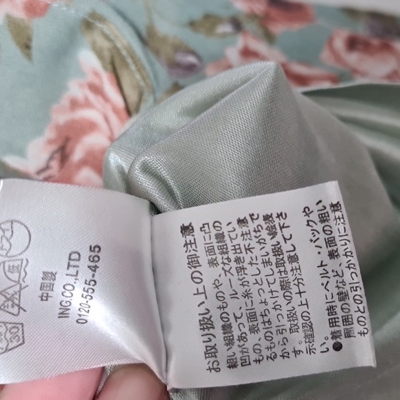 Floral dress size medium - Picture 5 of 5